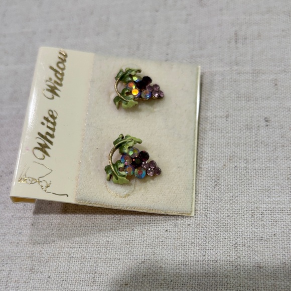 Multicolor Grape Earrings - Picture 4 of 4